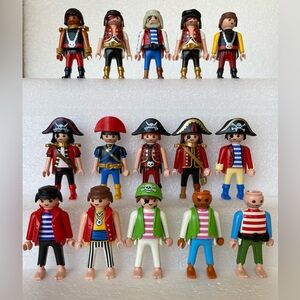 Mixed Lot of 15 Vintage PLAYMOBIL Geobra
PIRATES Captains People Action Figures